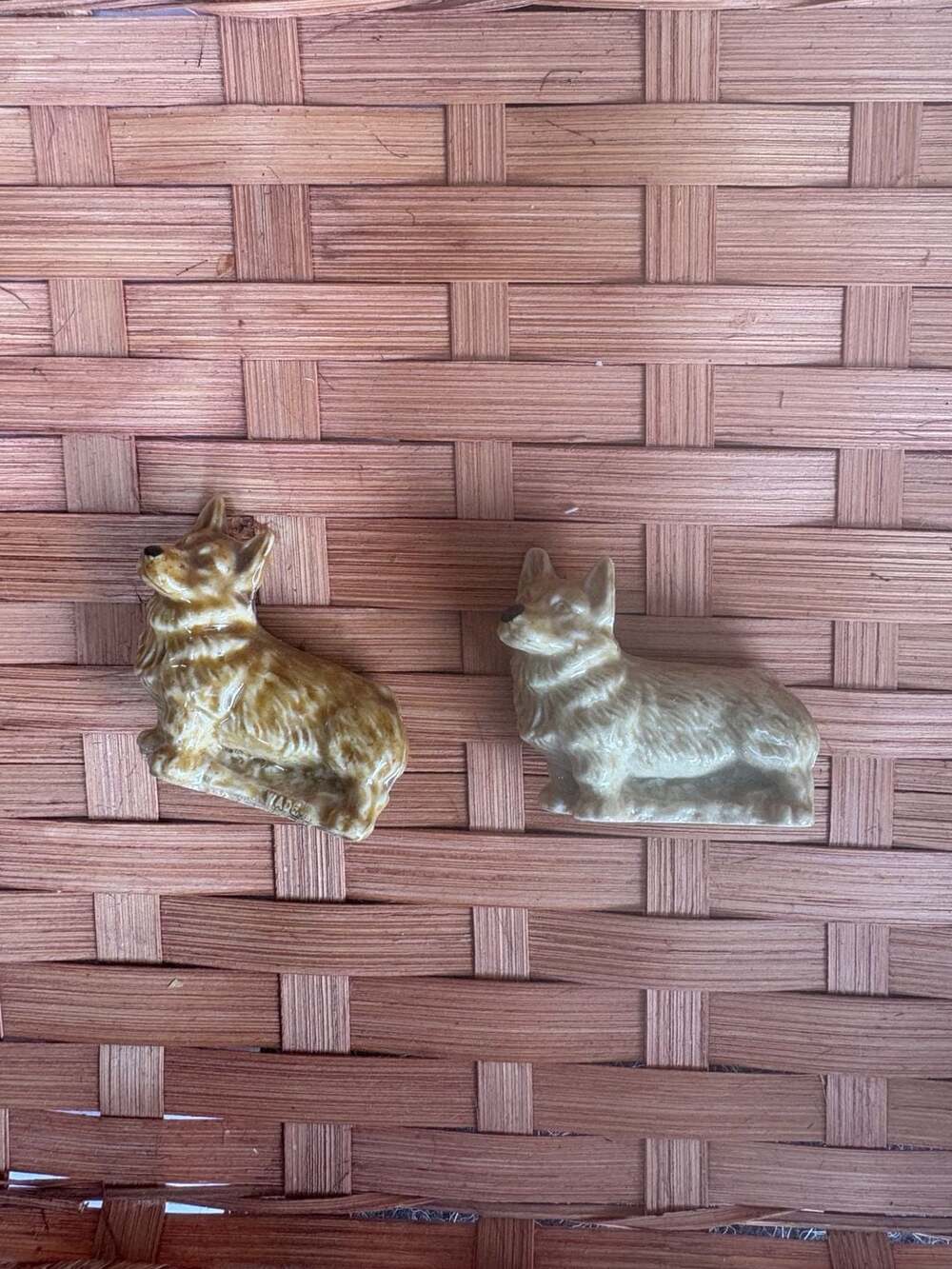 Vintage Wade England Whimsies Miniature Porcelain Corgi Dog Figurines Set of 2